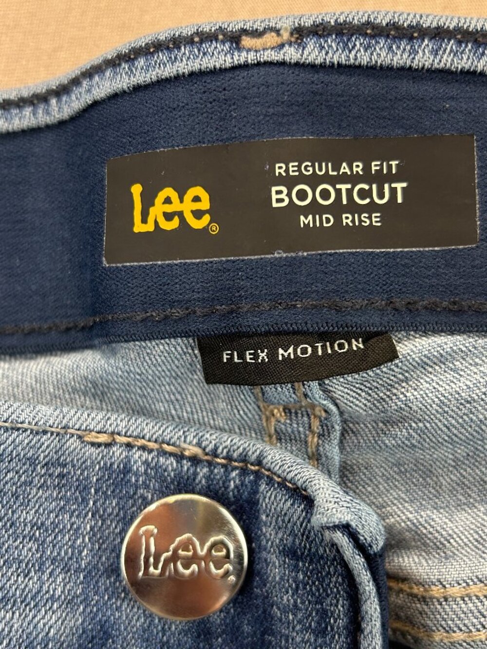 Lee Bootcut Jeans Womens Size 34 Blue Denim Mid Rise Regular Fit Stretch